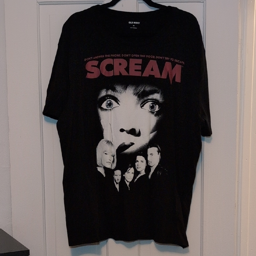 Old Navy Black Graphic Tee - Picture 3 of 4
